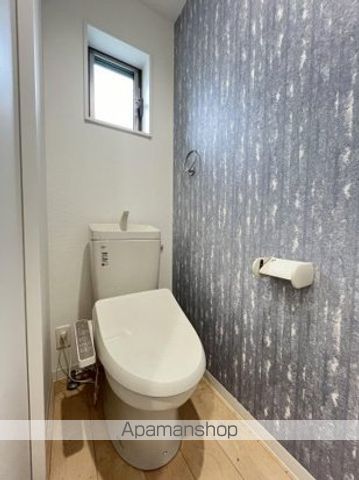 ＪＲ山陽本線 大門駅 徒歩18分 2階建 築8年のトイレ写真