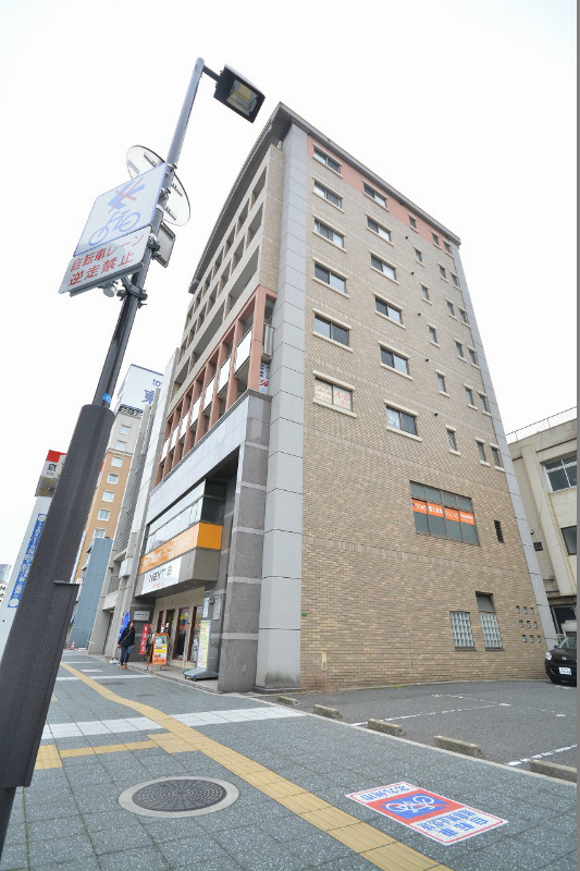 建物外観　小倉駅まで徒歩4分