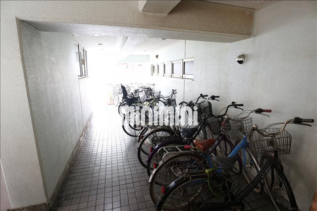 駐車場　駐輪場