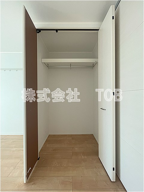 収納　洋室7.7帖　収納