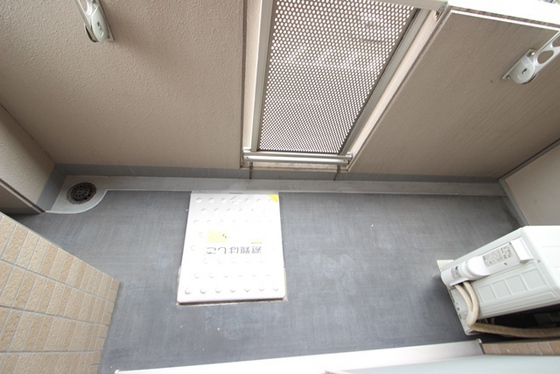 バルコニー　※別部屋の写真です