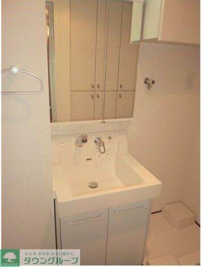 洗面設備　同物件別部屋写真