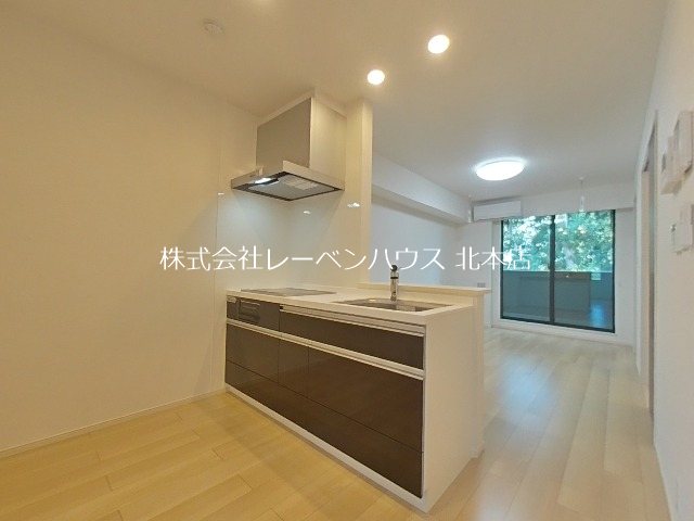 キッチン　同モデル類似別物件参考室内写真