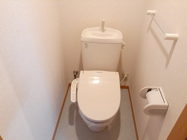 トイレ　同建物別号室