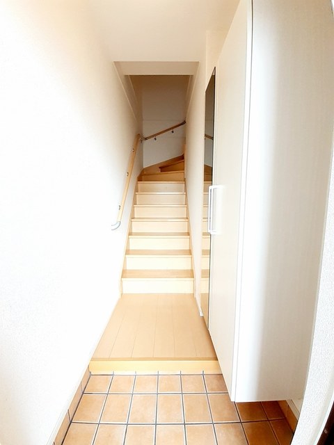 玄関　シューズボックス付きの玄関です★