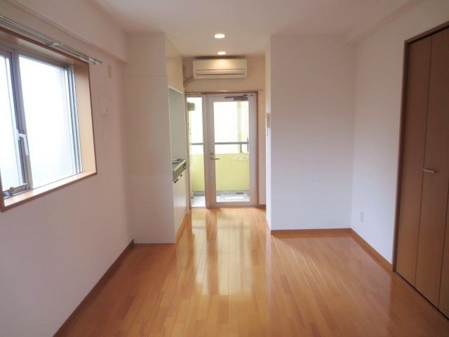 その他部屋・スペース　★洋室８帖です★