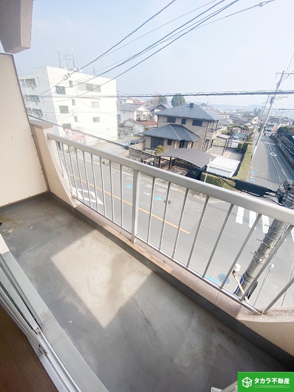 バルコニー　写真は２０２号