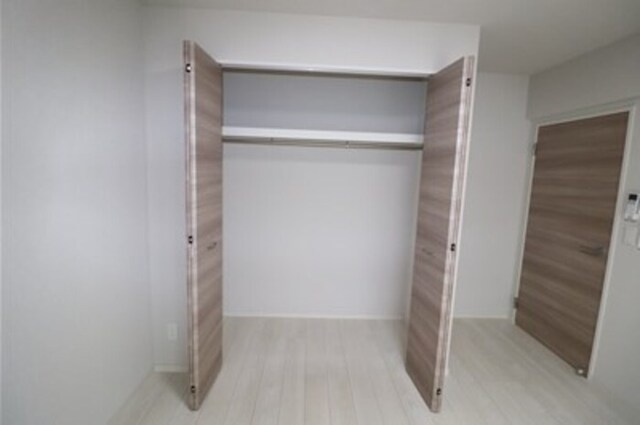 収納　３０３　ウォークインクローゼット