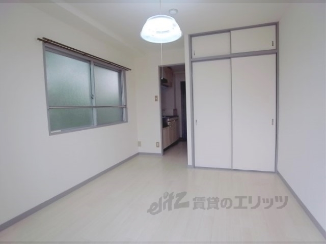 居室・リビング　洋室