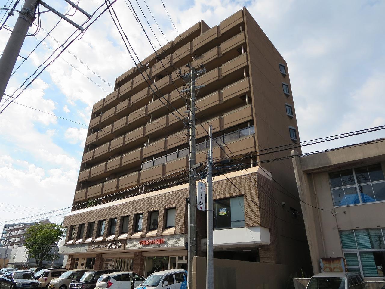 建物外観　＜建物外観＞