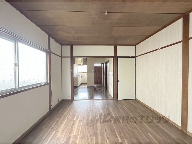 居室・リビング　リビング