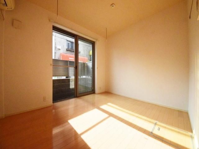 居室・リビング　★★日当たり良好のお部屋★★