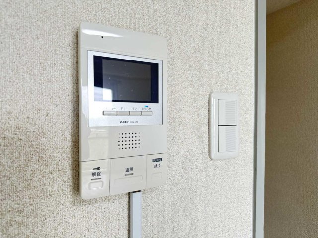 セキュリティ　TVモニターフォン付き