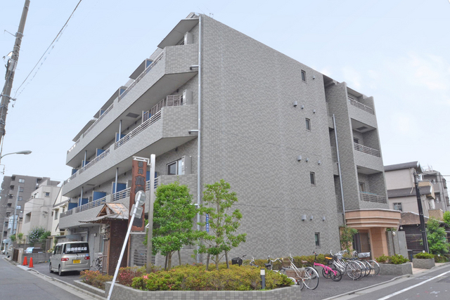 建物外観　落ち着いた外観です。