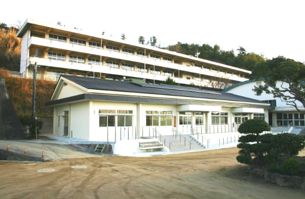小学校　倉敷市立下津井西小学校（小学校）まで1211m