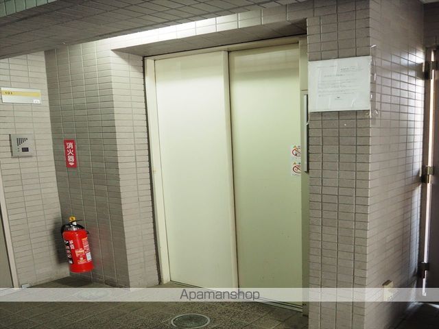 ロビー　ロビー