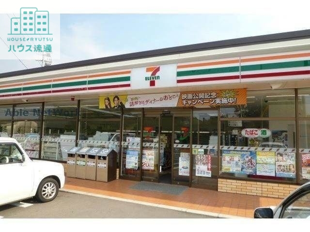 コンビニ　セブンイレブン鳥栖曽根崎町店（コンビニ）まで682m