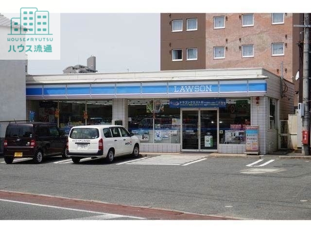 コンビニ　ローソン鳥栖駅前店（コンビニ）まで699m