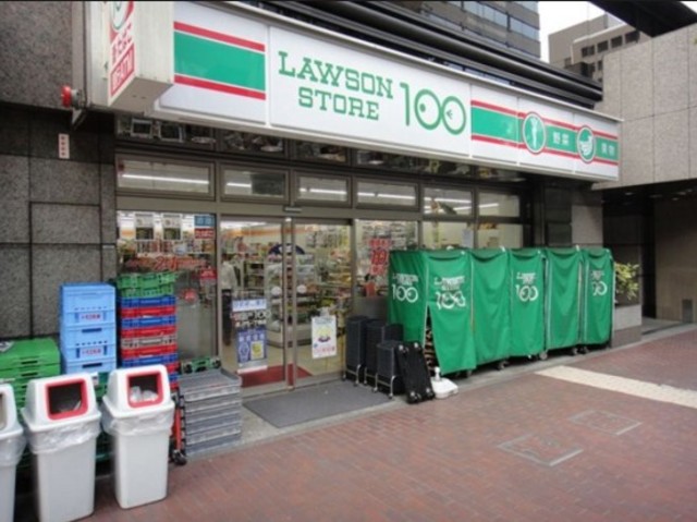 コンビニ　ローソンストア100両国店（コンビニ）まで310m