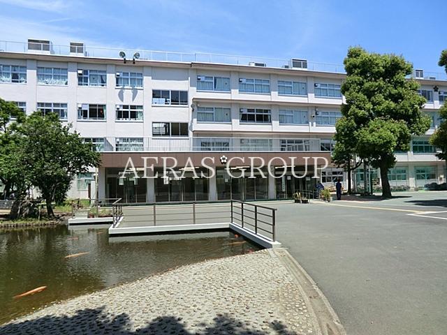 中学校　板橋区立加賀中学校（中学校）まで1038m