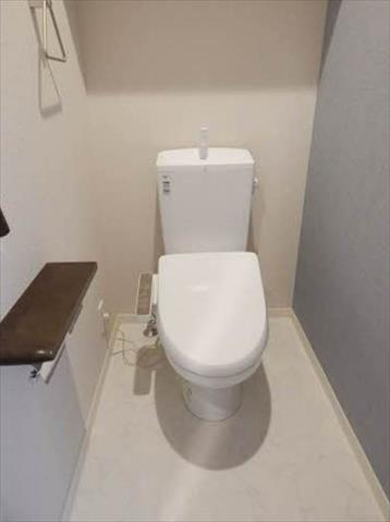 ＪＲ豊肥本線 東海学園前駅 徒歩12分 2階建 築5年のトイレ写真
