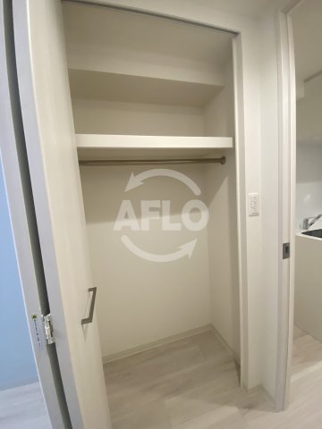 収納　プレサンス大国町アドロッソ　クローゼット