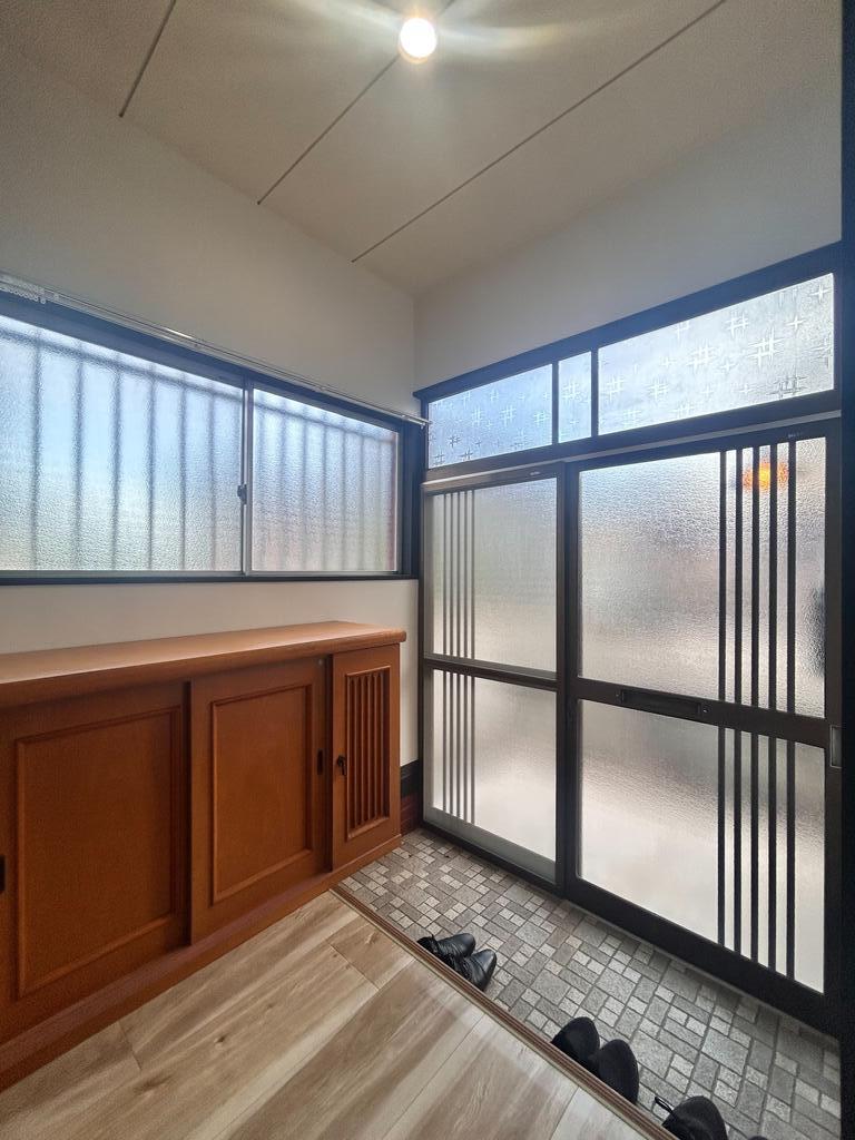 ETOILE弐分方町貸家の玄関写真