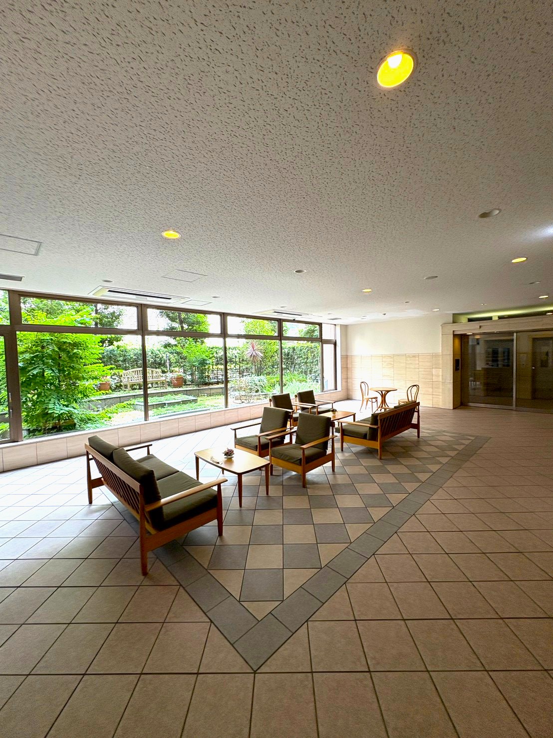 ライオンズタワー池袋の外観写真