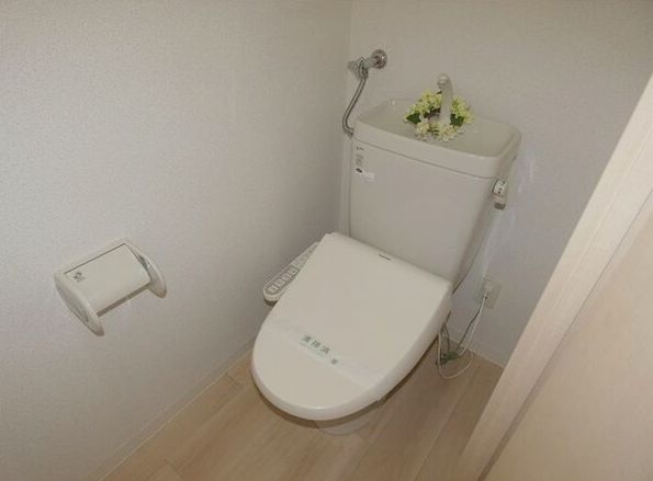 トイレ　ウォシュレットです☆