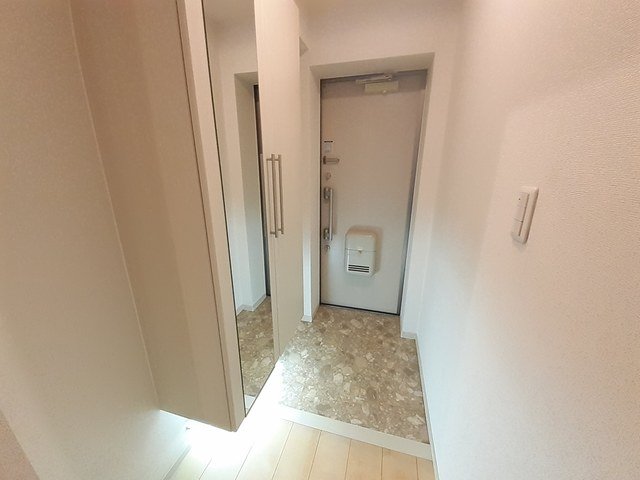 玄関　ゆったりとした玄関です