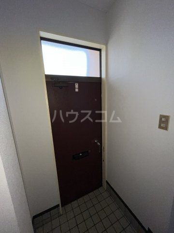 ファミール慧昭 Cの玄関写真