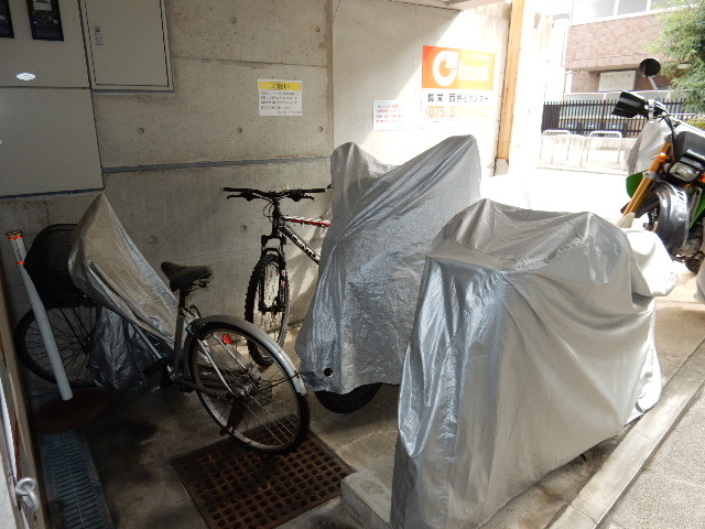 駐車場　駐輪場