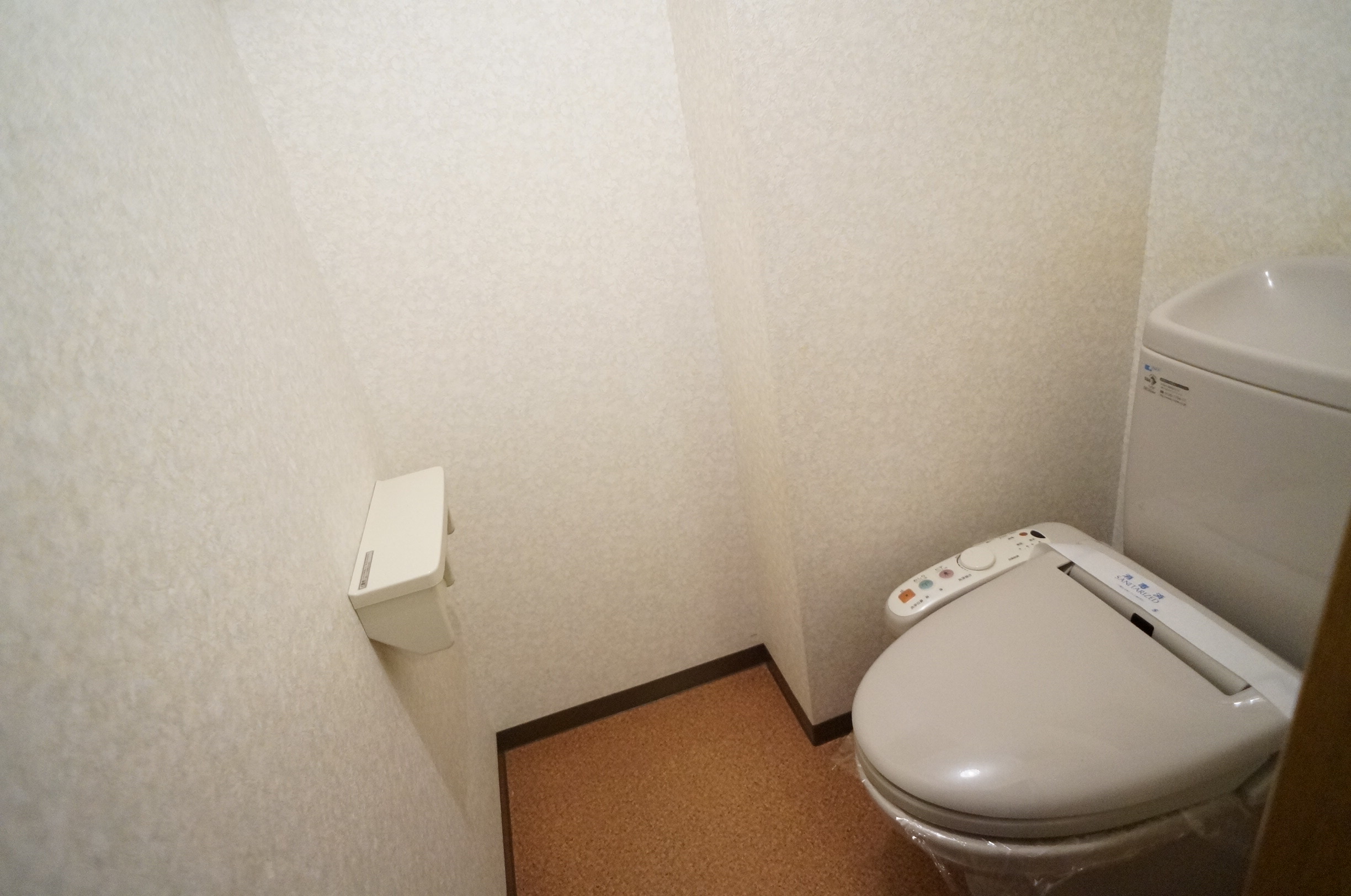 トイレ　温水洗浄便座付き