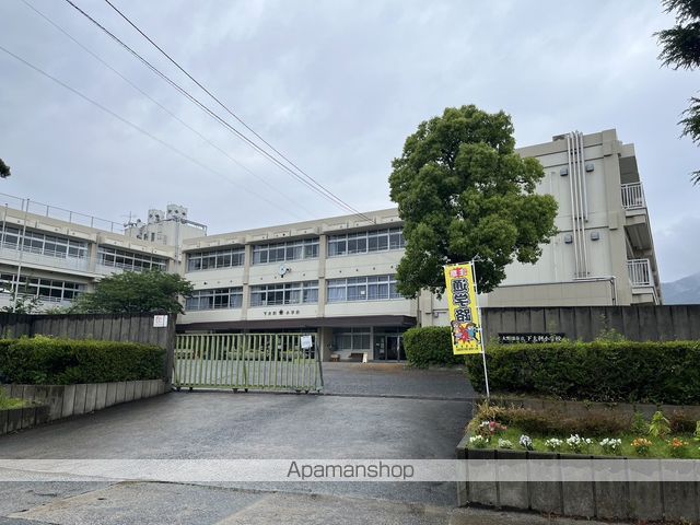小学校　下大利小学校（小学校）まで477m