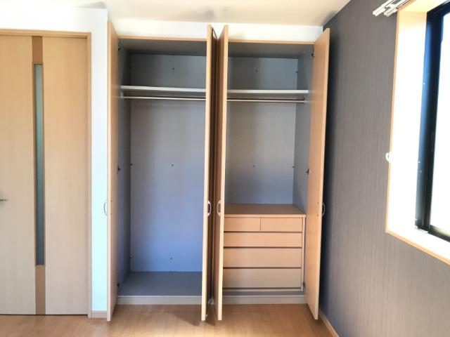収納　クローゼット