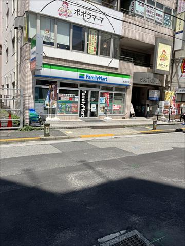 コンビニ　ファミリーマート瑞江駅北口店（コンビニ）まで226m