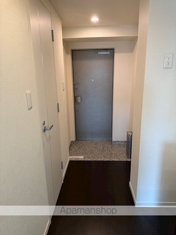メインステージ板橋本町駅前IIの玄関写真