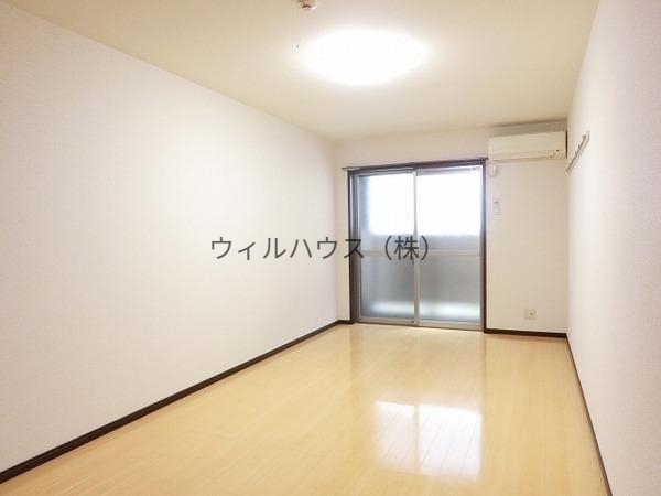 その他部屋・スペース　明るい洋室！