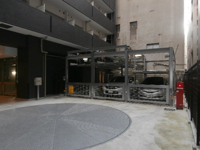 駐車場　駐車場