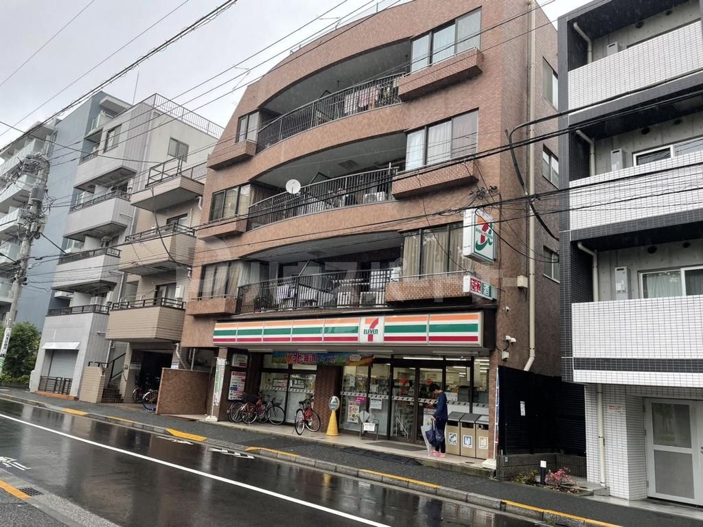 コンビニ　セブンイレブン　都立文教高校前店（コンビニ）まで200m