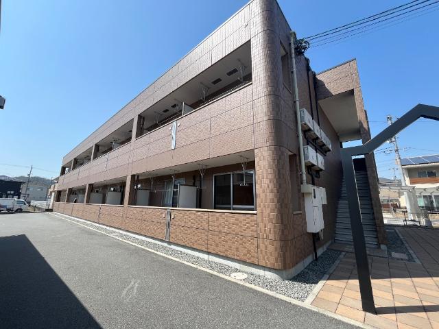 建物外観　外観写真（昼）