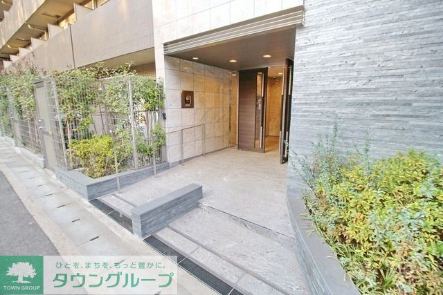 エントランス　☆正面玄関☆