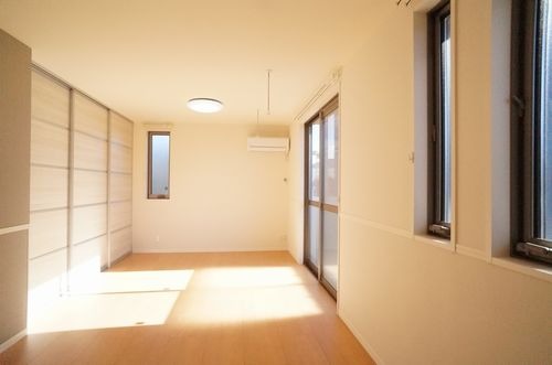 居室・リビング　図面と現状に相違がある場合には現状を優先