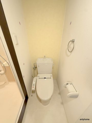 地下鉄千日前線 日本橋駅 徒歩8分 10階建 築19年のトイレ写真