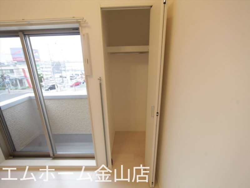 収納　クローゼット（収納充実してます）同仕様写真