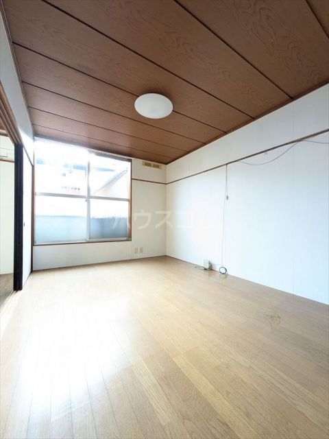 ひかりマンションの居間写真