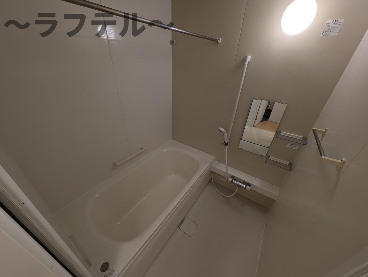 バス・シャワールーム　別部屋イメージ写真