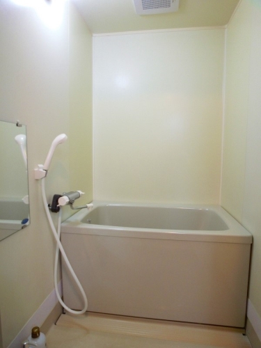 ファミール野間の風呂写真