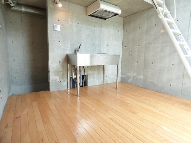 Y’s Annex Bの居間写真