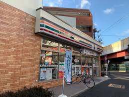コンビニ　セブンイレブン高円寺陸橋南店（コンビニ）まで115m